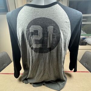 Roberto Clemente #21 Baseball Tee Shirt